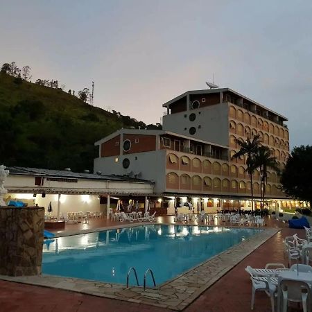 Agradavel Flat - Cavalinho Branco - Aguas De Lindoia Apartment ภายนอก รูปภาพ