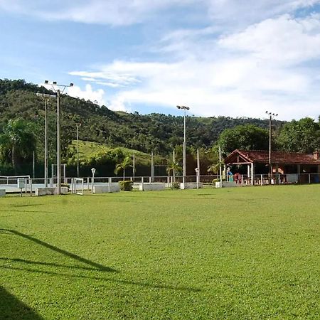 Agradavel Flat - Cavalinho Branco - Aguas De Lindoia Apartment ภายนอก รูปภาพ